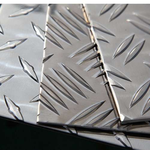 Алюминиевый рифленый лист (Квинтет) 1.5 мм ALMG2Н114